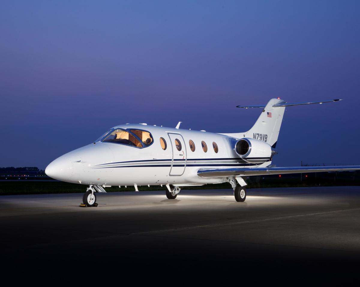 2007 Hawker 400XP Photo 3