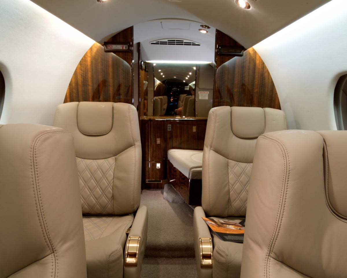2007 Hawker 400XP Photo 3
