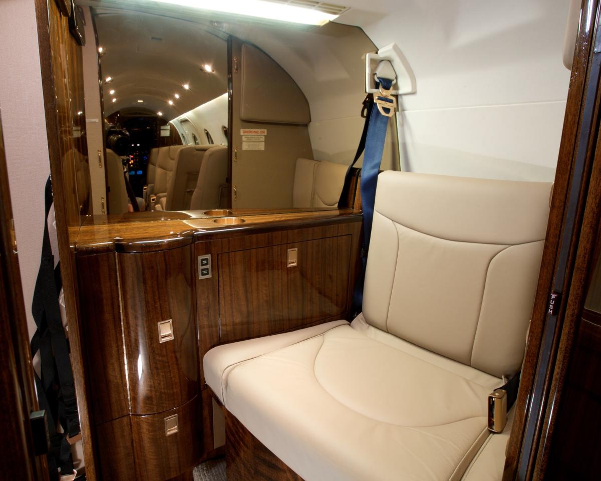 2007 Hawker 400XP Photo 4