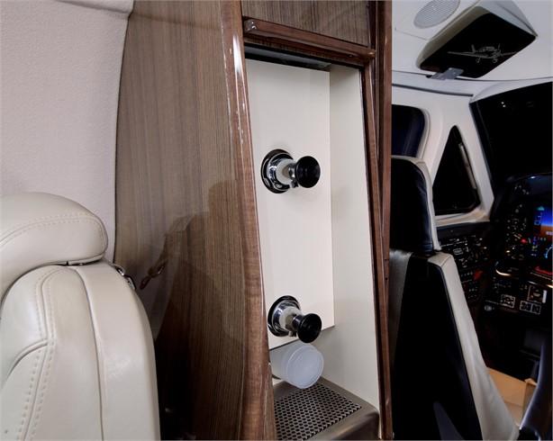 2021 BEECHCRAFT KING AIR 260 Photo 7