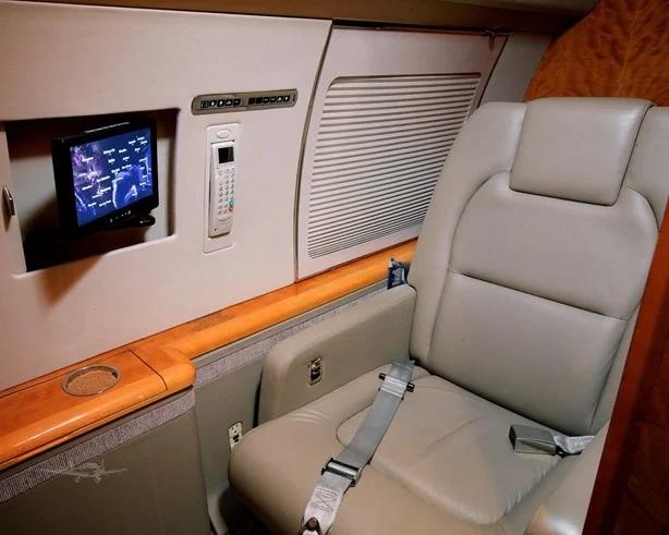2000 GULFSTREAM GV Photo 4