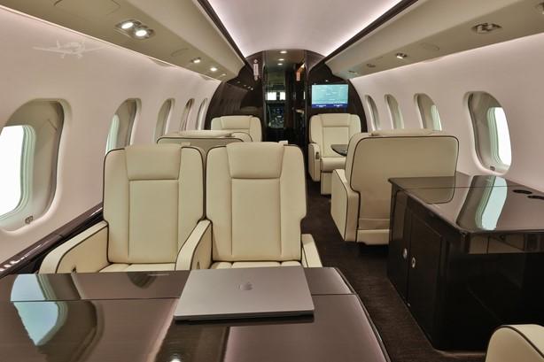 2010 BOMBARDIER GLOBAL EXPRESS XRS Photo 6