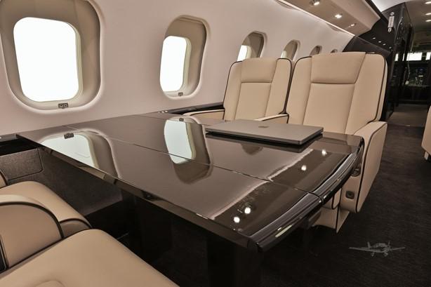 2010 BOMBARDIER GLOBAL EXPRESS XRS Photo 2