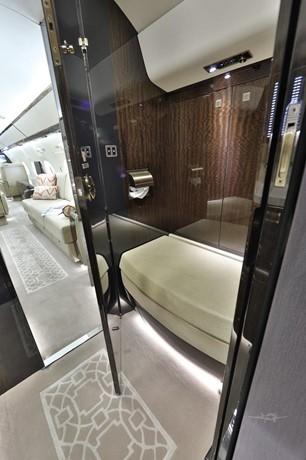 2013 GULFSTREAM G450 Photo 2