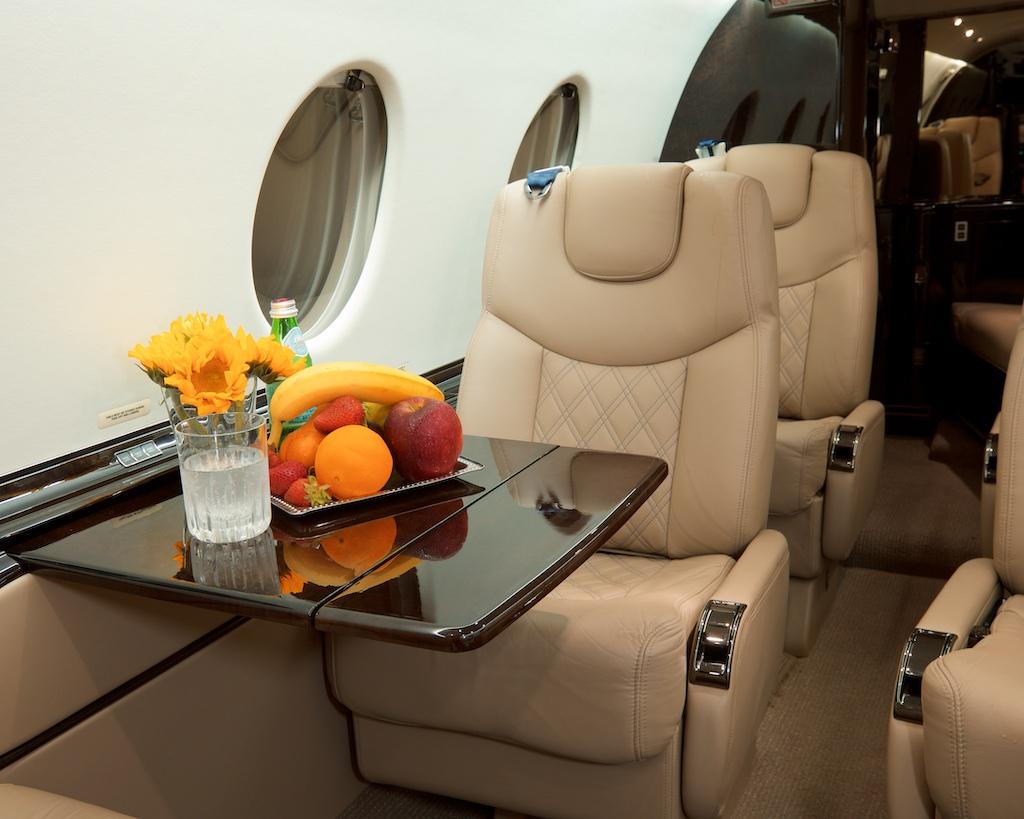 2007 Hawker 400XP Photo 6