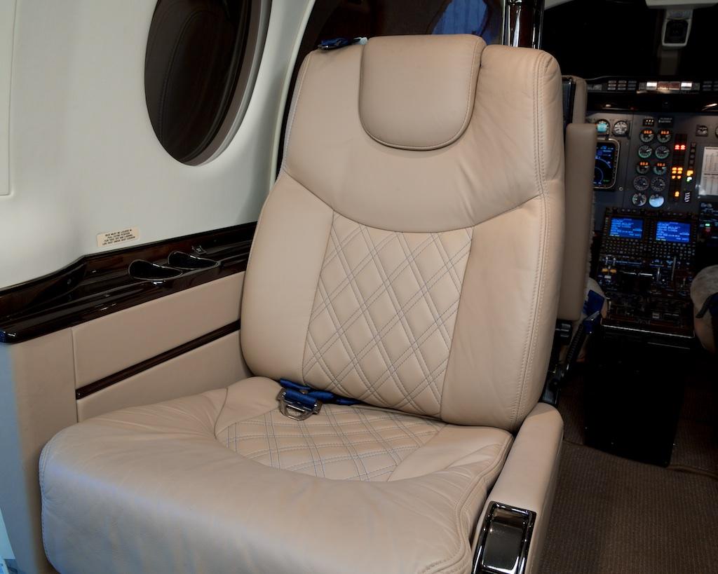 2007 Hawker 400XP Photo 7