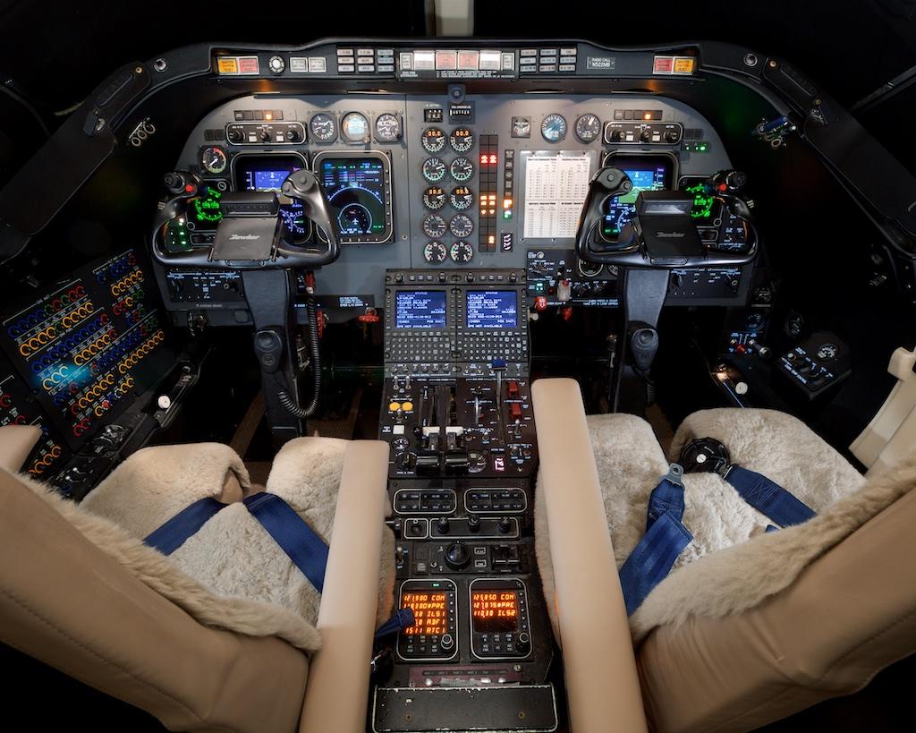 2007 Hawker 400XP Photo 5