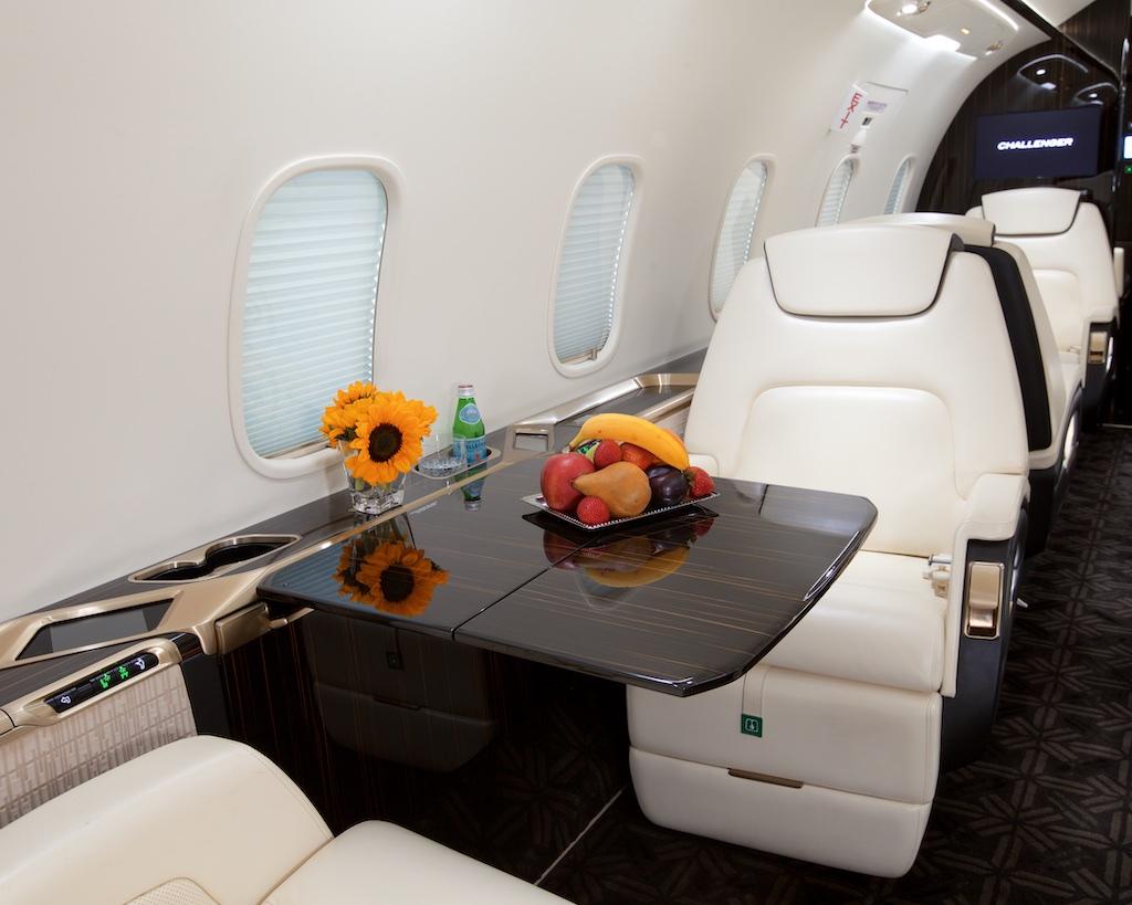 2018 Bombardier Challenger 350 Photo 6