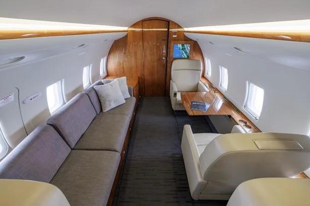 2003 BOMBARDIER CHALLENGER 604 Photo 5
