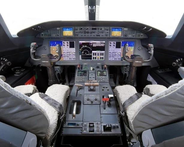 2013 GULFSTREAM G280 Photo 3