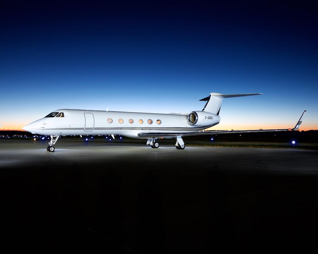 2001 Gulfstream GV Photo 2