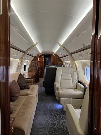 2011 GULFSTREAM G550 Photo 4