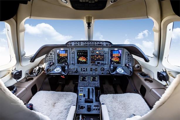 2003 BEECHCRAFT PREMIER I Photo 5