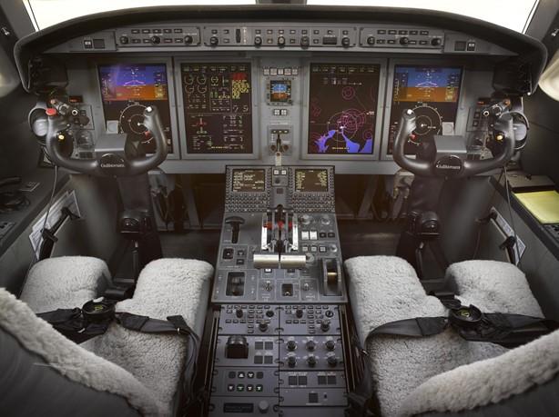 2011 GULFSTREAM G150 Photo 4