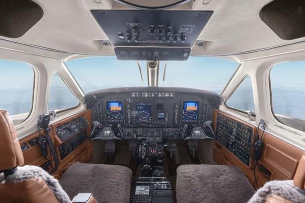 2008 BEECHCRAFT KING AIR C90GTI Photo 3