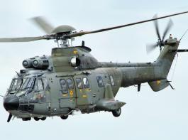 Eurocopter AS332 Super Puma Photo 2