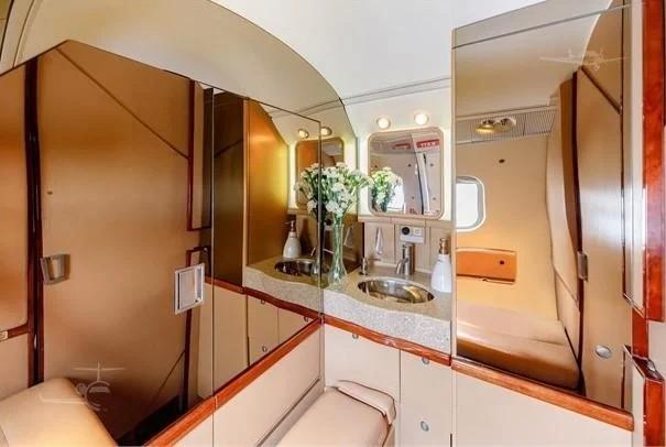 1997 LEARJET 60 Photo 6