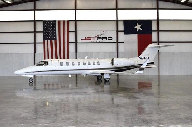 2005 LEARJET 45XR Photo 2