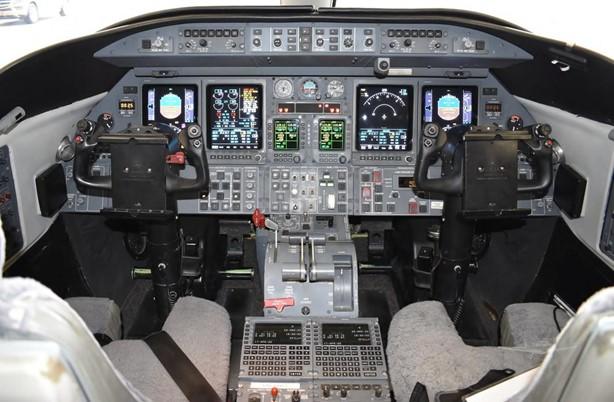 2005 LEARJET 45XR Photo 2
