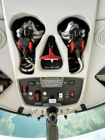 2017 CIRRUS VISION SF50 Photo 6