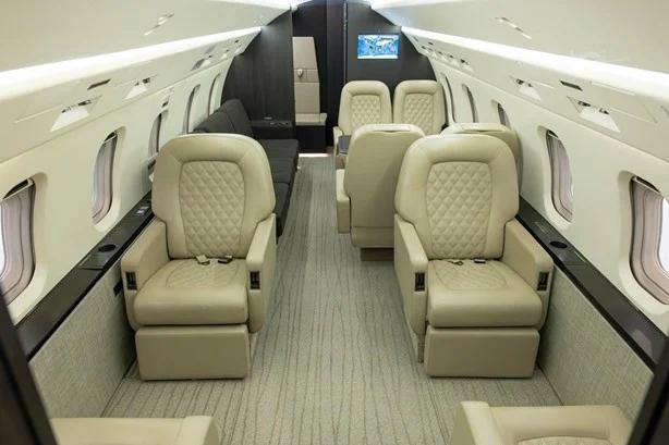 1999 BOMBARDIER CHALLENGER 604 Photo 4