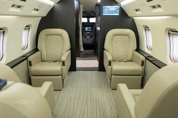 1999 BOMBARDIER CHALLENGER 604 Photo 6