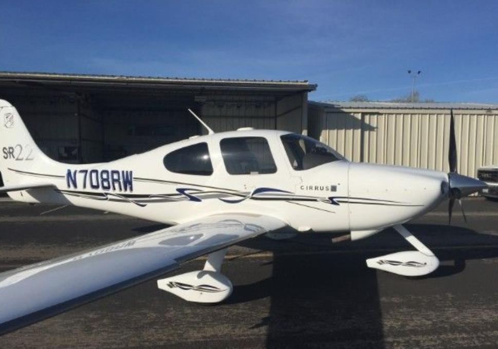 2003 CIRRUS SR22 Photo 3