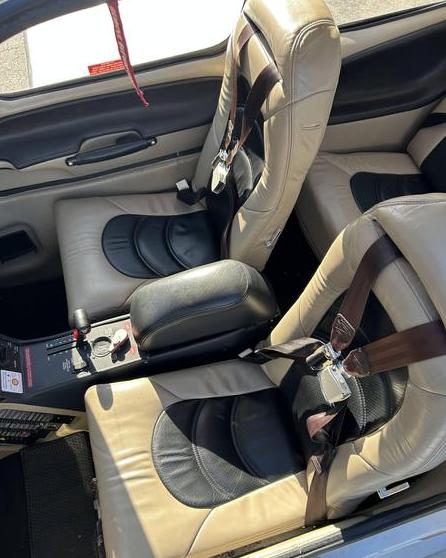 2004 CIRRUS SR22 Photo 5