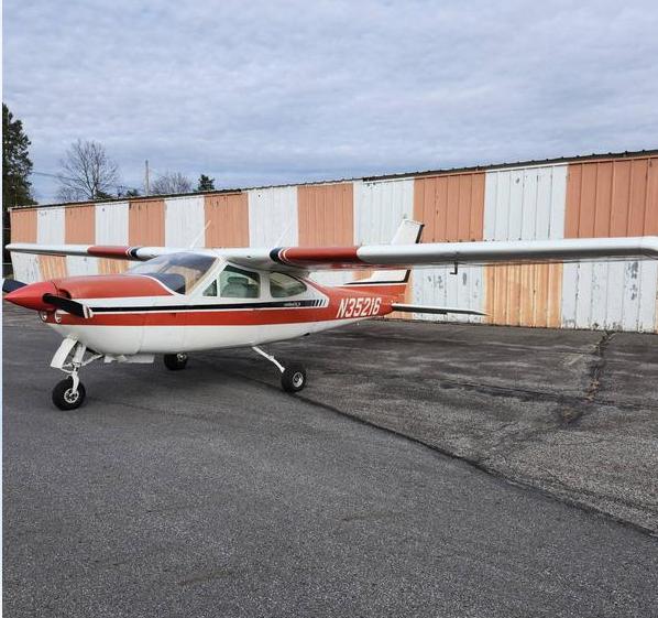 1976 Cessna 177RG Photo 3