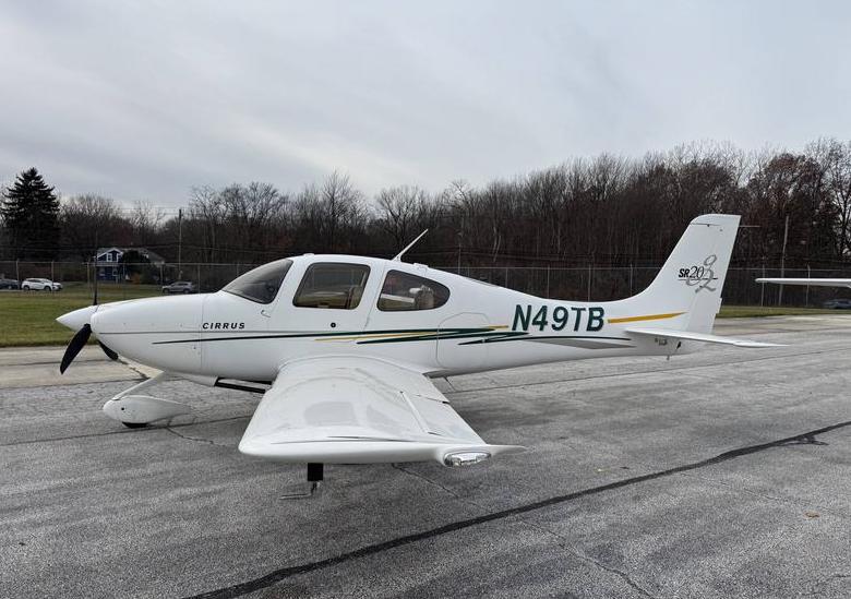 2004 G2 Cirrus SR20 Photo 2
