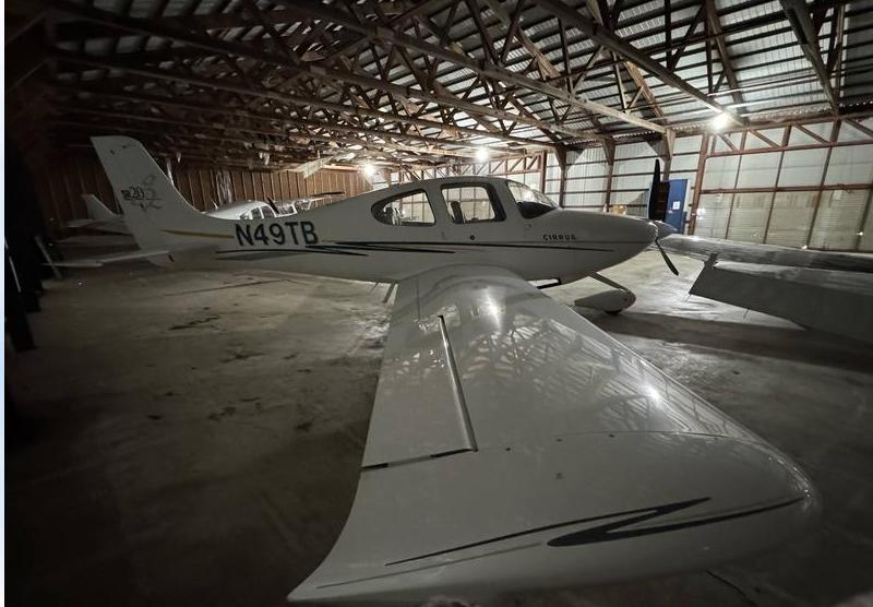 2004 G2 Cirrus SR20 Photo 4