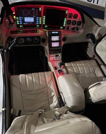 2004 G2 Cirrus SR20 Photo 7