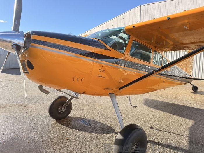 1977 CESSNA 180K Photo 5