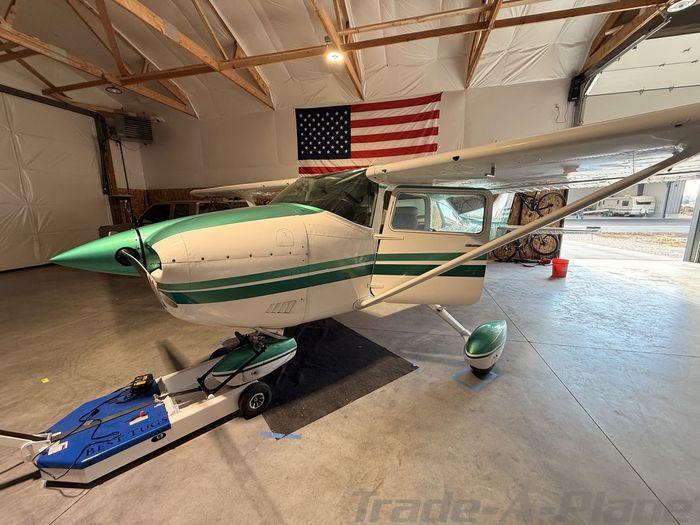 1975 CESSNA 182P SKYLANE Photo 2