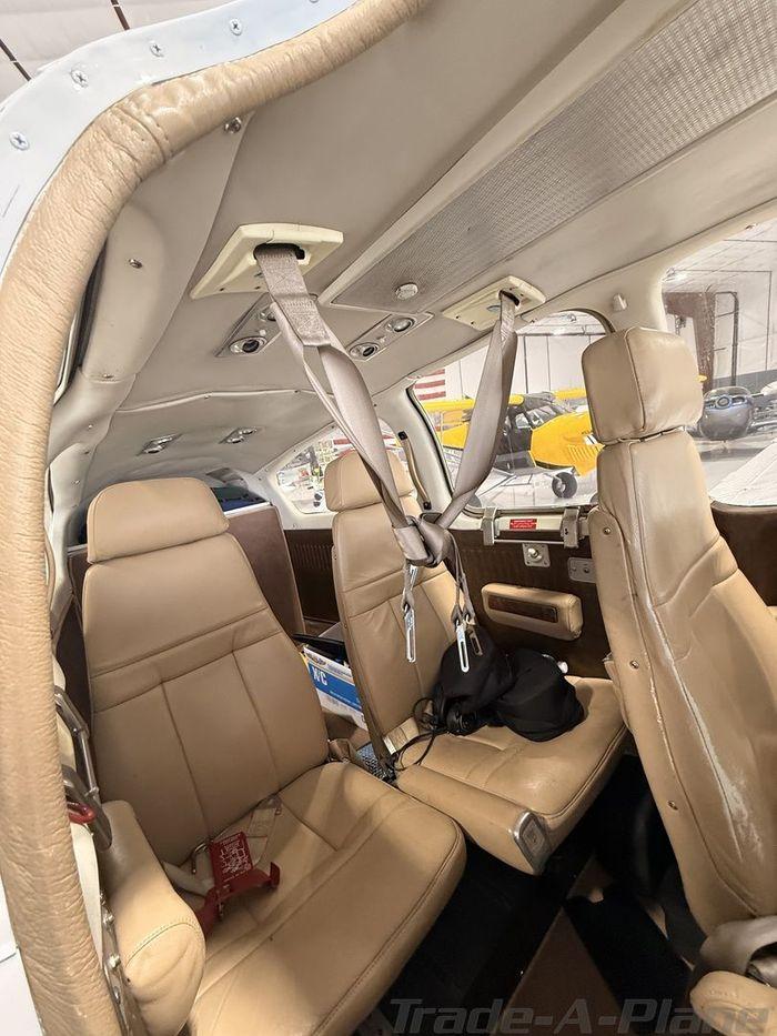 1975 BEECHCRAFT F33A BONANZA Photo 5