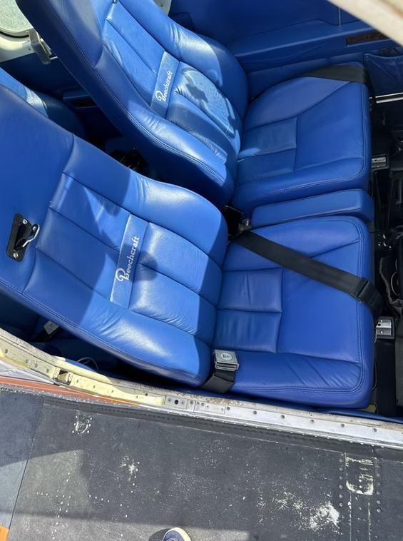 1977 Beech V35B Bonanza Photo 6