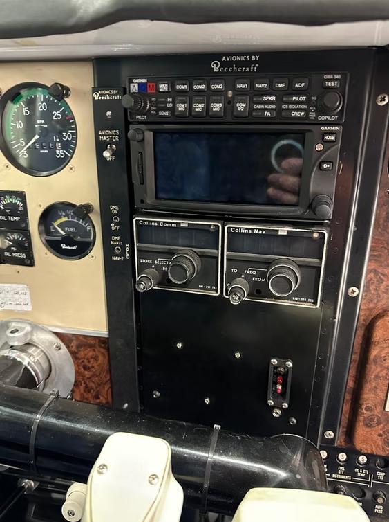 1977 Beech V35B Bonanza Photo 3