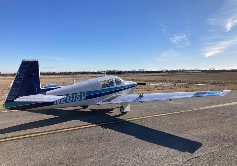1977 Mooney M20J Photo 4