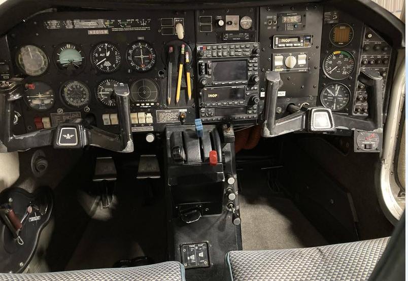 1977 Mooney M20J Photo 7