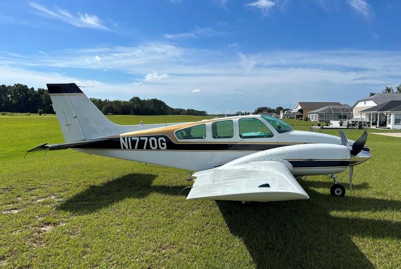Beechcraft Baron Photo 3