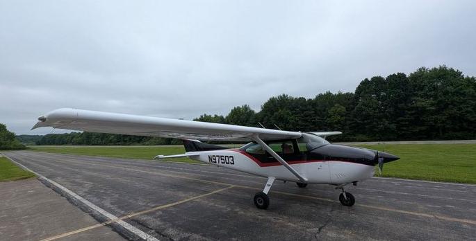 1979 CESSNA 182Q SKYLANE Photo 2