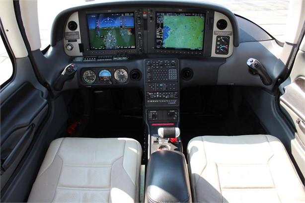 2008 CIRRUS SR22-G3 TURBO Photo 4