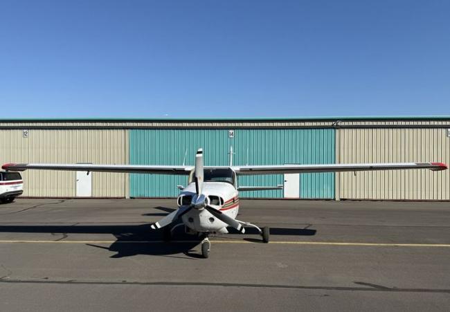 1973 CESSNA T210 Photo 3