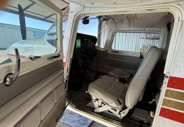 1973 CESSNA T210 Photo 7