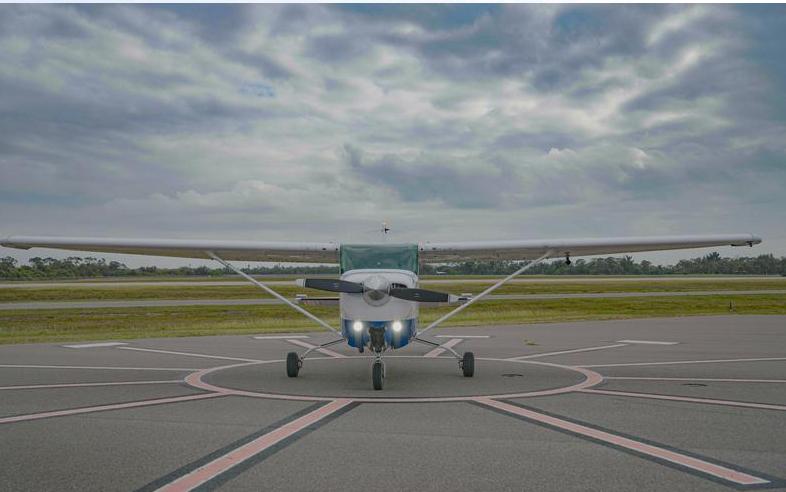 1982 Cessna 172RG Photo 7