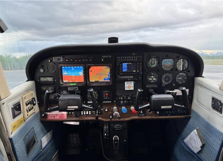 1980 Cessna 172RG Photo 6