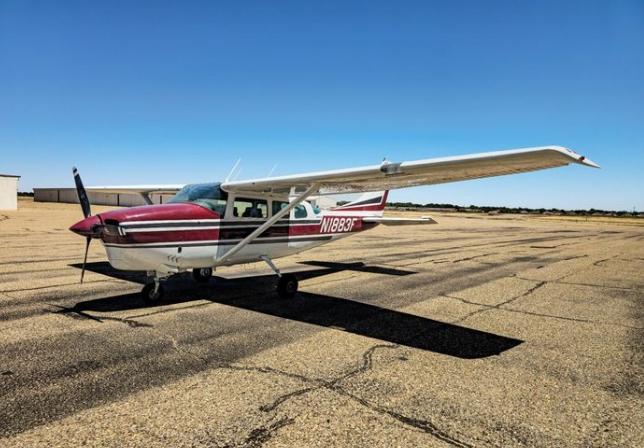1966 CESSNA 210F Photo 2