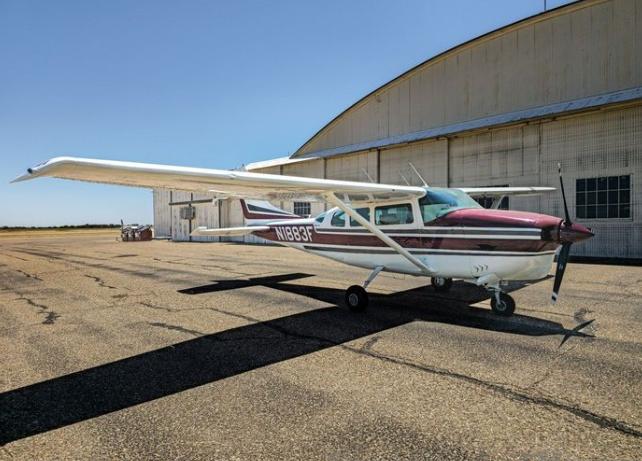 1966 CESSNA 210F Photo 3
