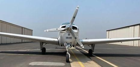 1980 Beech F33A Bonanza Photo 2