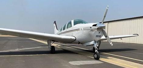 1980 Beech F33A Bonanza Photo 2